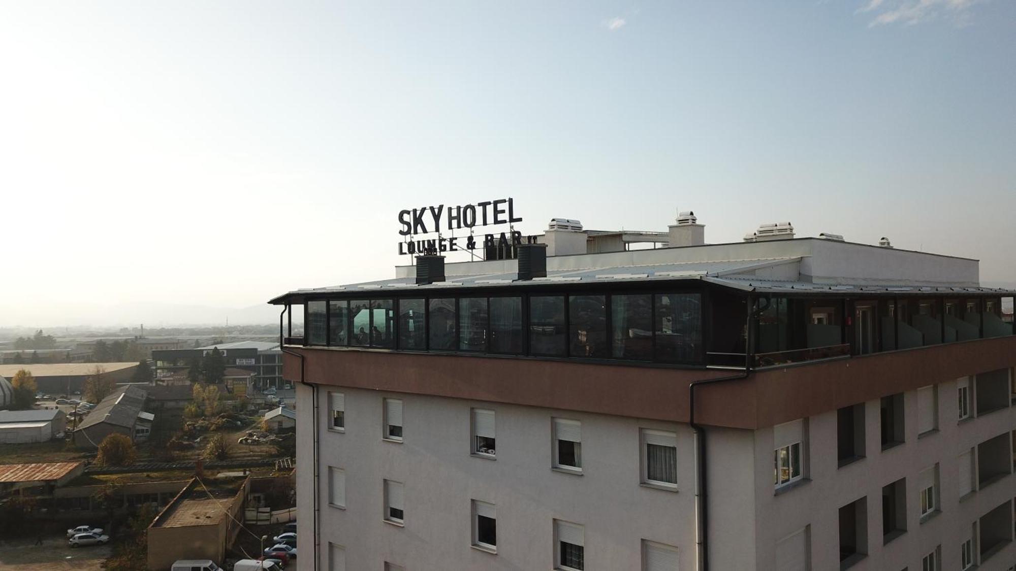 Sky Hotel Prizren Ngoại thất bức ảnh