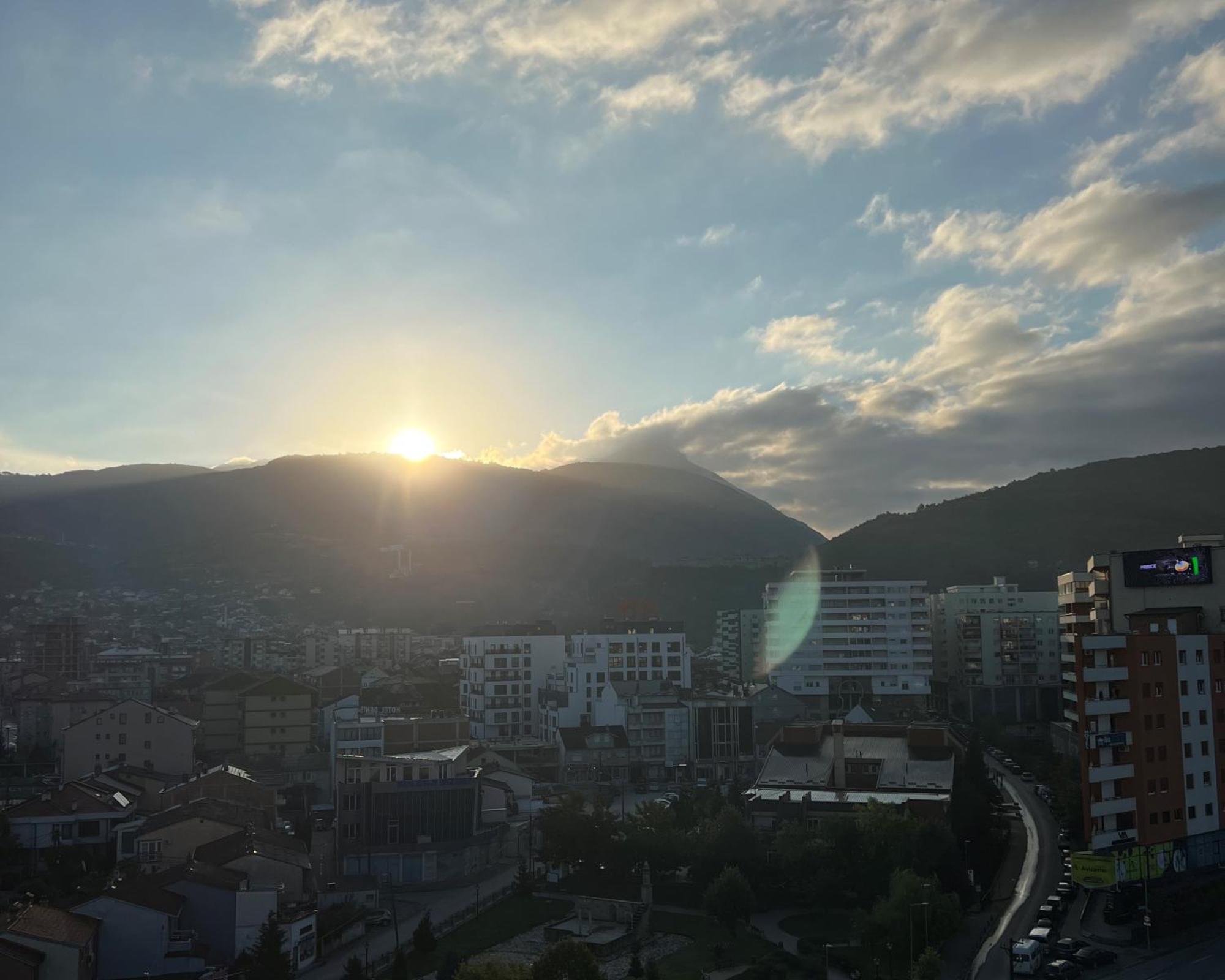 Sky Hotel Prizren Ngoại thất bức ảnh