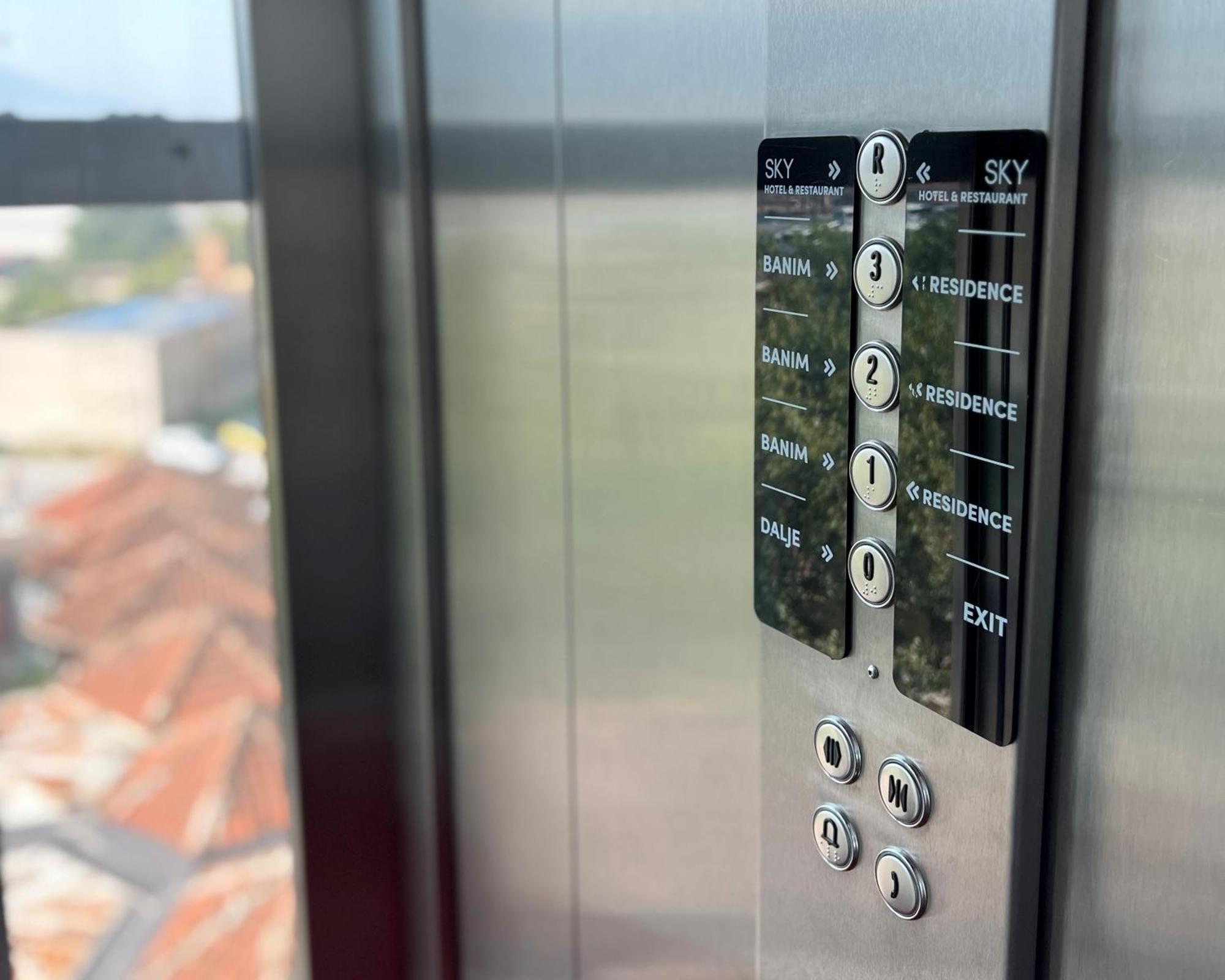 Sky Hotel Prizren Ngoại thất bức ảnh